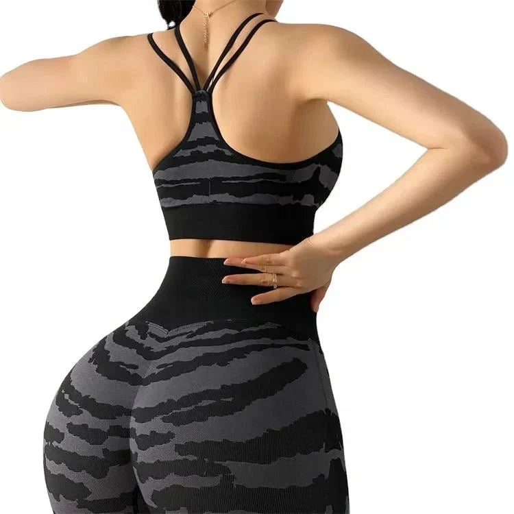 PilatessEmpower Women's Tiger Stripe Print Seamless Yoga Set - Bra and Leggings